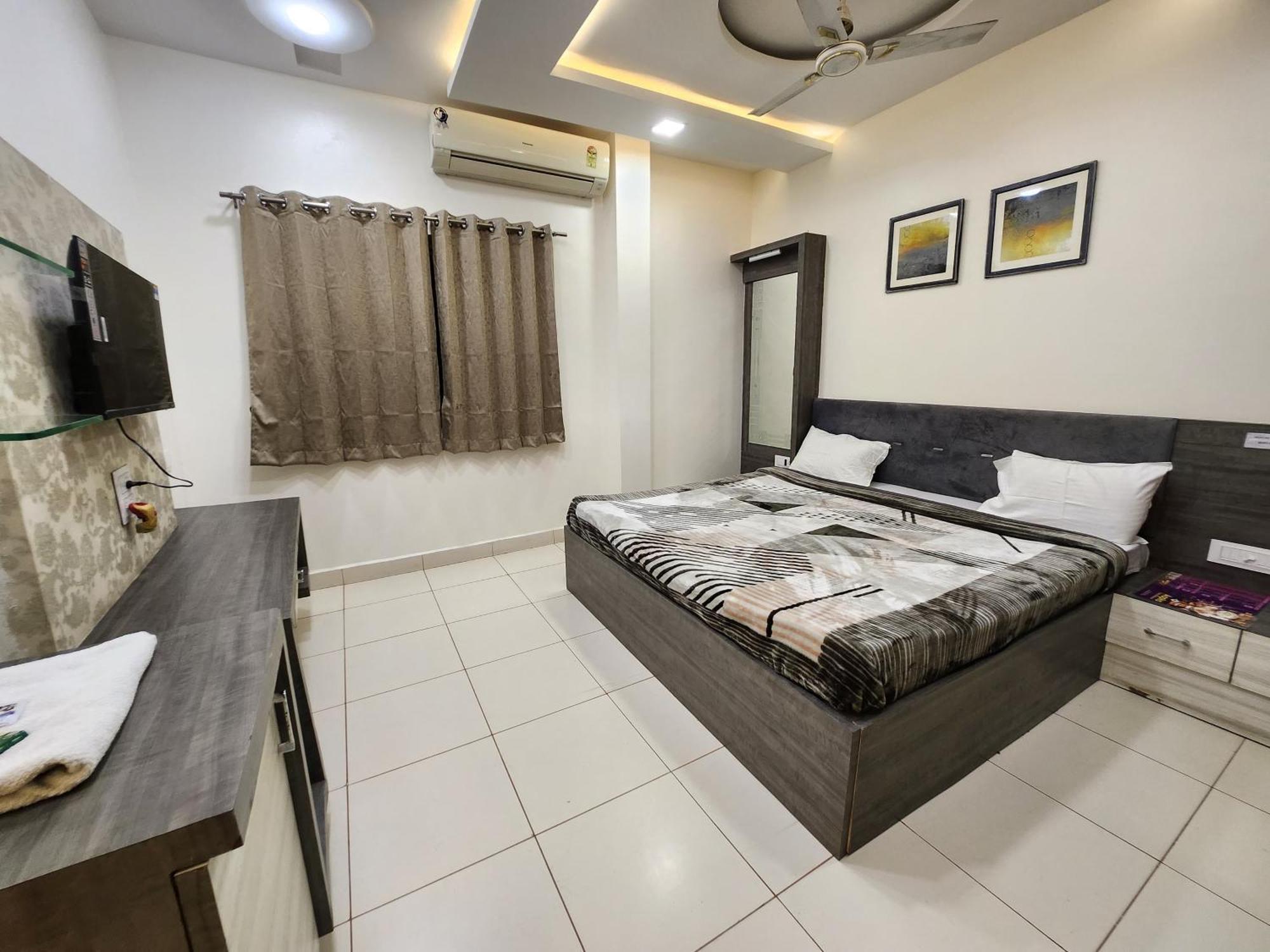 Hotel Anantshree Ujjain Extérieur photo