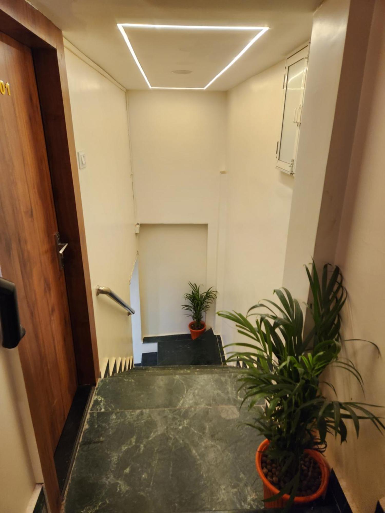 Hotel Anantshree Ujjain Extérieur photo