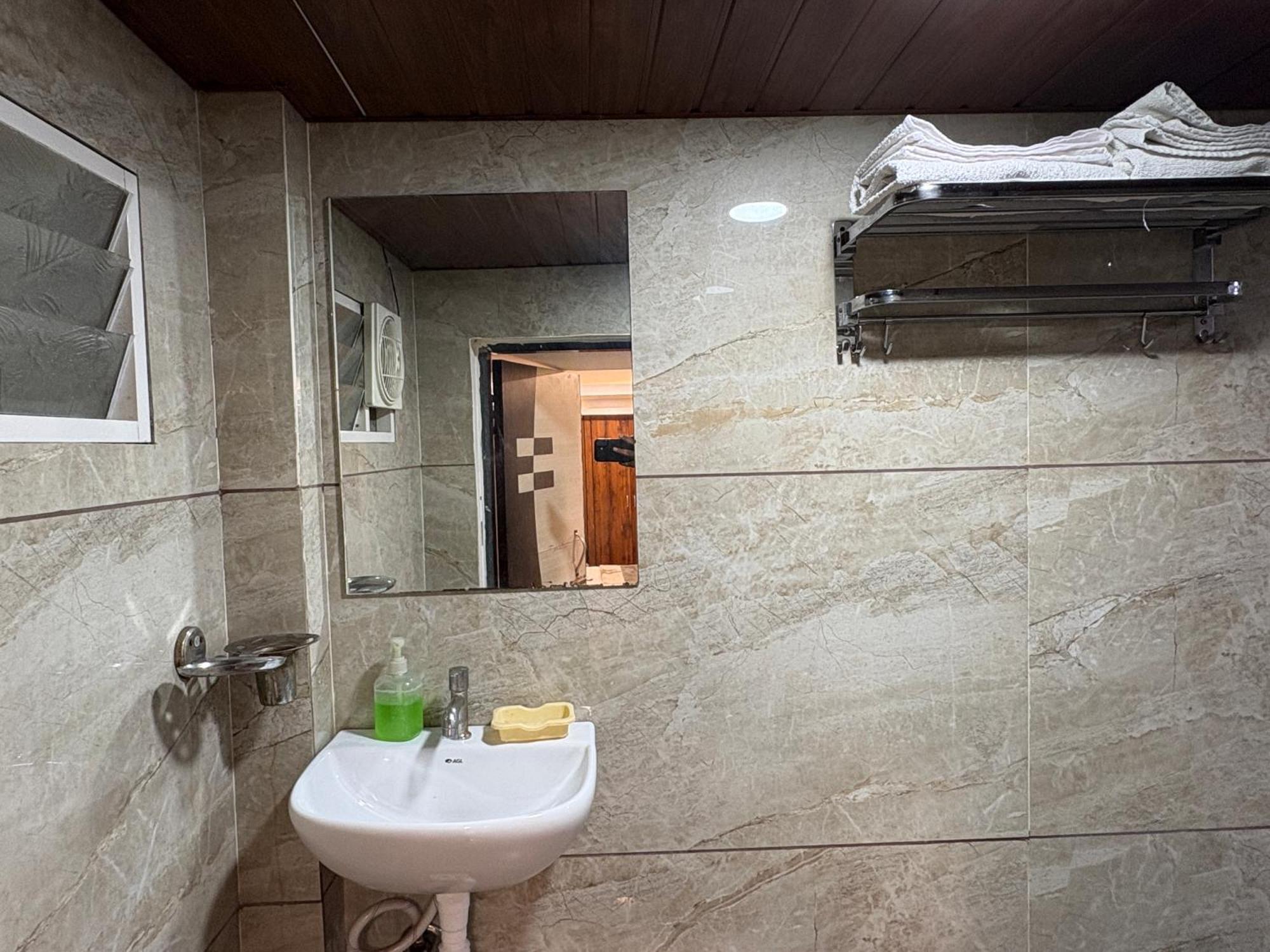 Hotel Anantshree Ujjain Extérieur photo