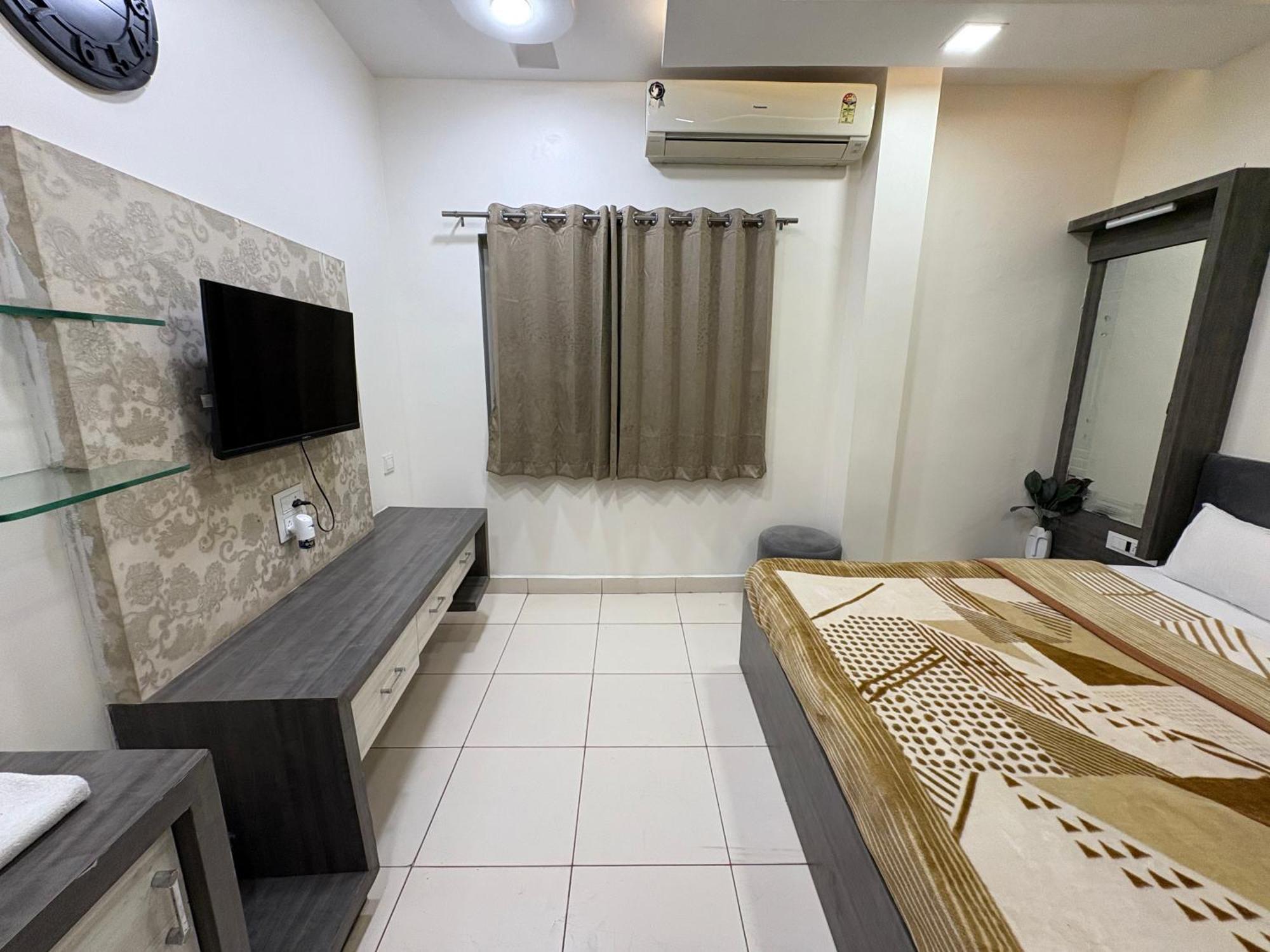 Hotel Anantshree Ujjain Extérieur photo